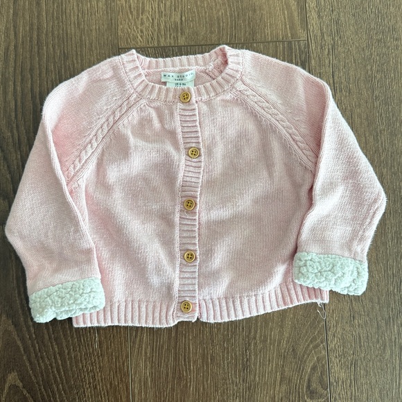 ✨Max Studio Sweater - 6-9Mo - Picture 1 of 10